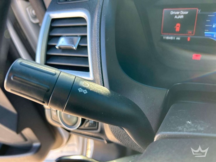 2014-ford-explorer-image-15