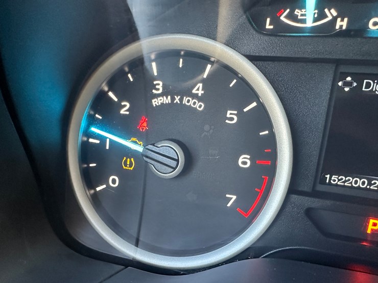 2019-ford-f150-image-54