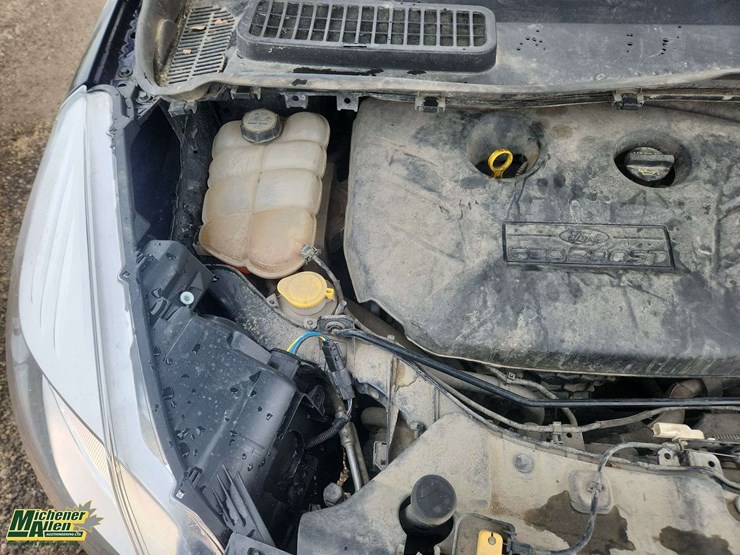 2013-ford-escape-image-26