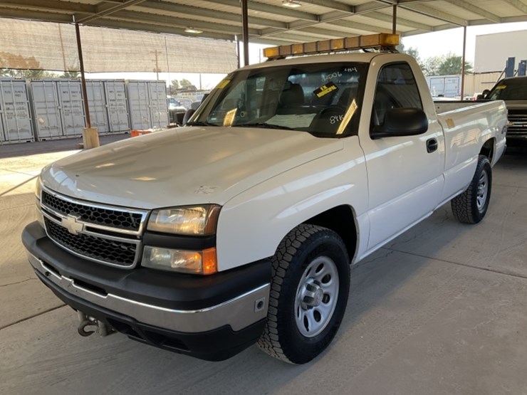 2006-chevrolet-silverado-1500-image-4