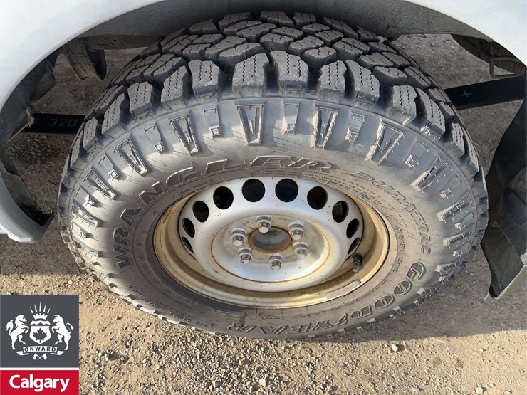 2012-mercedes-benz-sprinter-2500-image-11