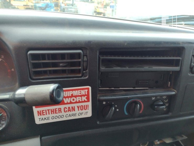 2003-ford-f650-image-11