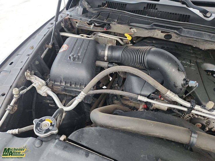 2014-dodge-1500-image-30