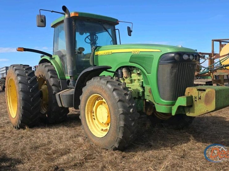 john-deere-8320-image-25