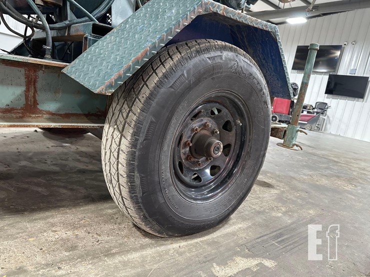 thompson-6x6-s2-image-13