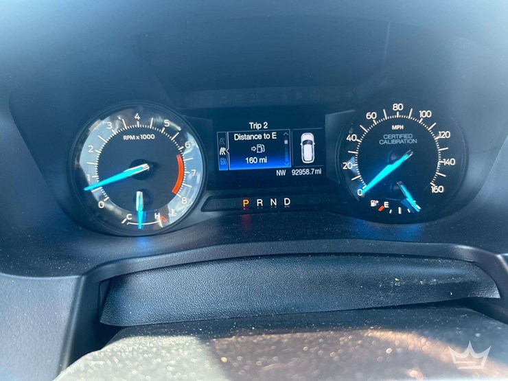 2016-ford-explorer-image-16