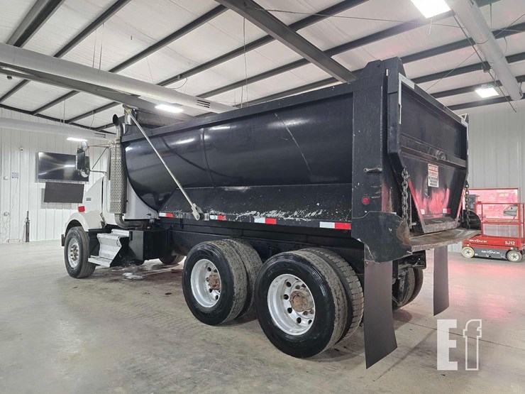 2006-kenworth-t800-image-4