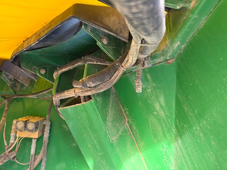 john-deere-1890-image-70