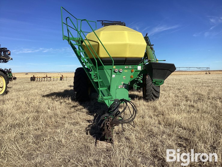 2011-john-deere-1890c-air-seeder-w/1910t-air-cart-image-2