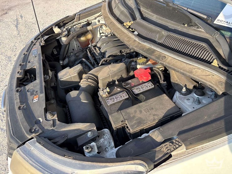 2017-ford-explorer-image-9