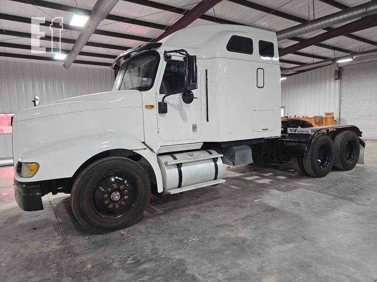 2005-international-9400-image-1