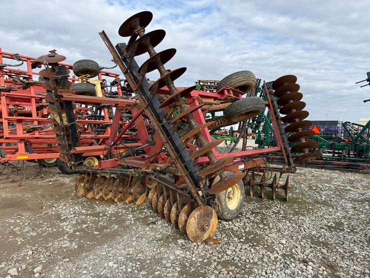 international-496-image-3