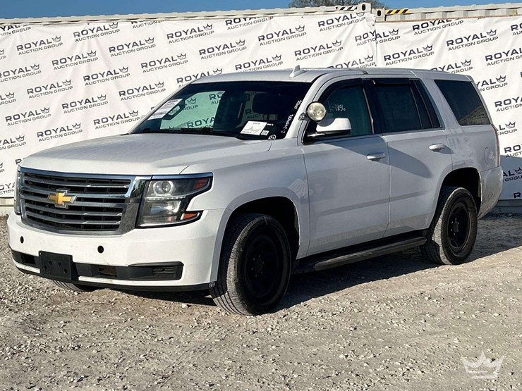 2020-chevrolet-tahoe-image-1