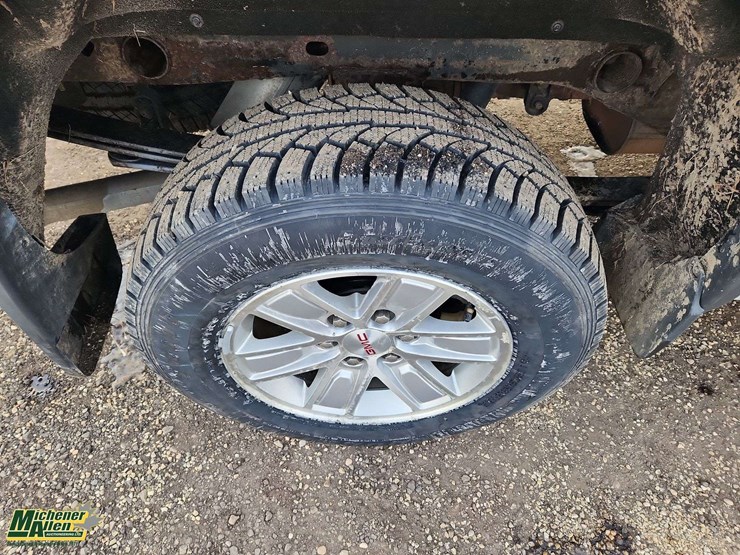 2014-gmc-sierra-1500-image-12