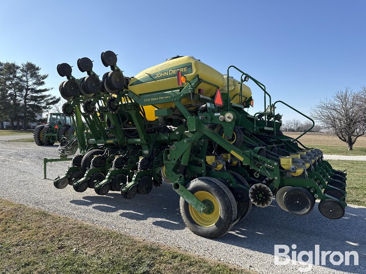 2008-john-deere-1790-ccs-image-7