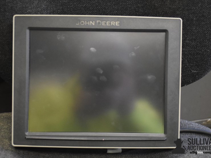 john-deere-extended-display-image-1