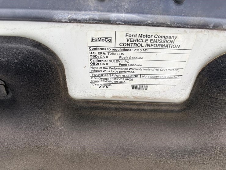 2015-ford-fusion-sedan-image-8