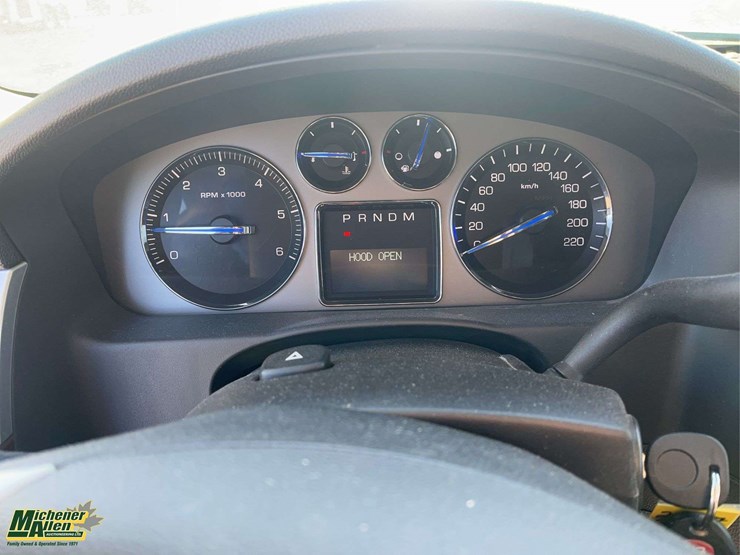 2007-cadillac-escalade-image-15