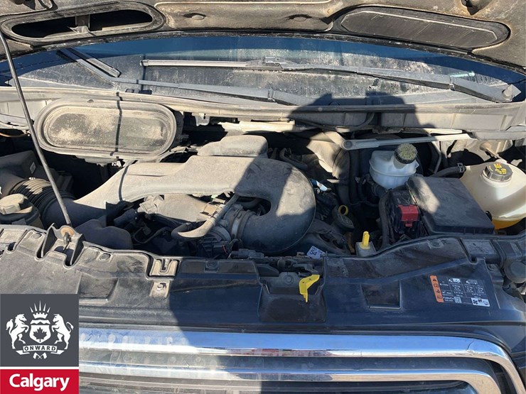 2016-ford-transit-image-25