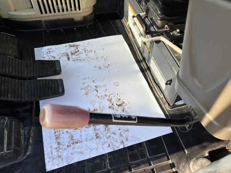 2016-mustang-800z-image-29