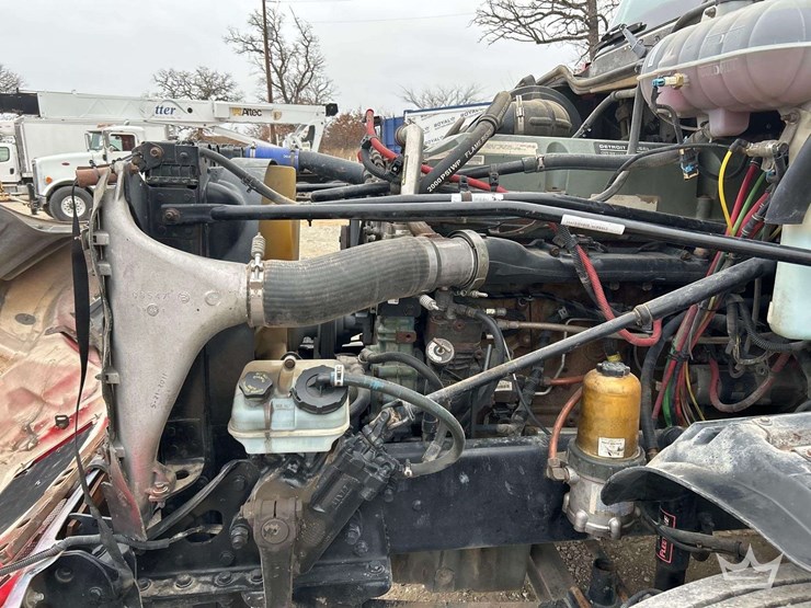 2007-freightliner-columbia-120-image-7