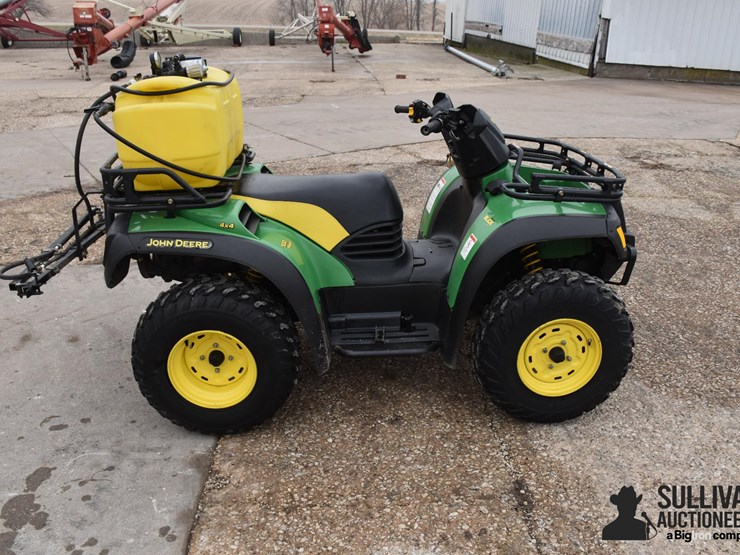 john-deere-buck-4x4-4-wheeler-atv-image-4
