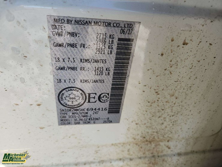 2017-nissan-pathfinder-image-37