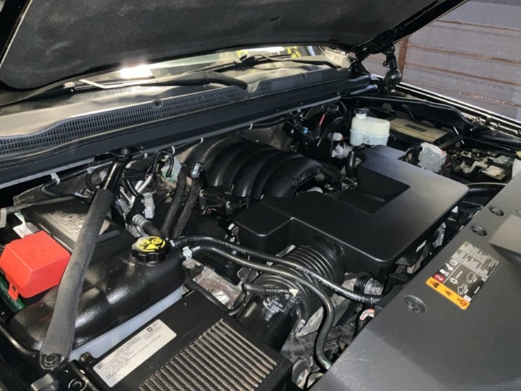 2020-chevrolet-tahoe-image-12