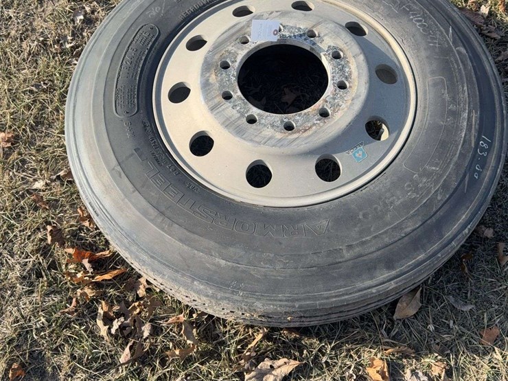 11r24.5-steer-tire-image-1