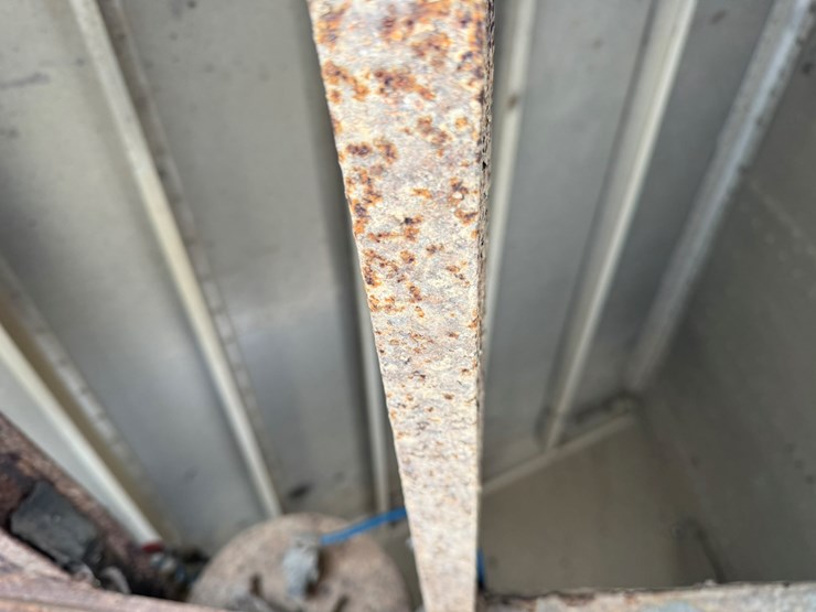 2011-merritt-42-image-14