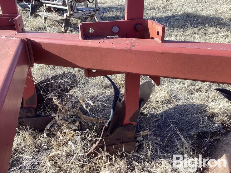 1994-case-165mbpl-moldboard-plow-image-15