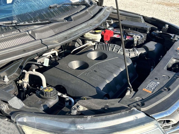 2016-ford-explorer-image-9