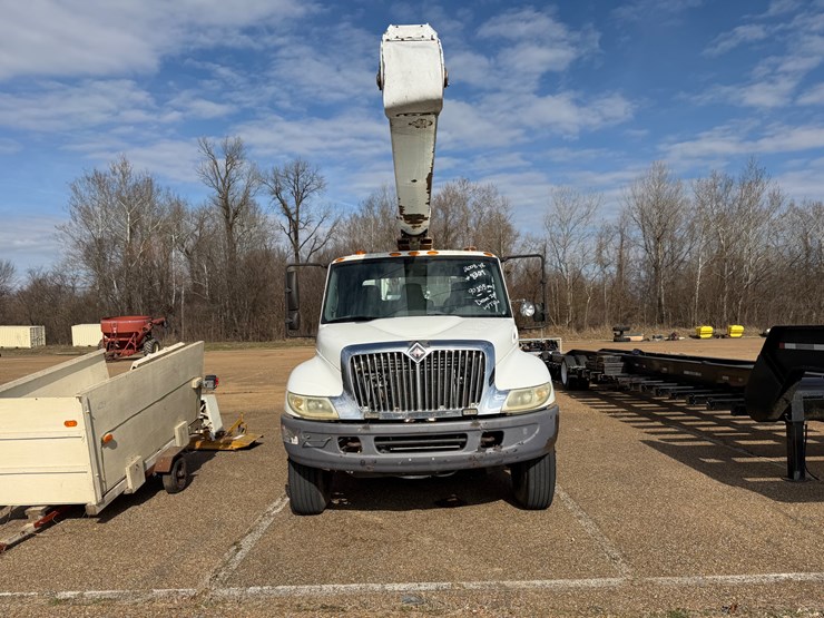 2008-international-durastar-4300-image-7