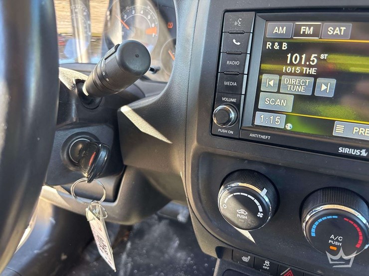 2016-jeep-patriot-image-15