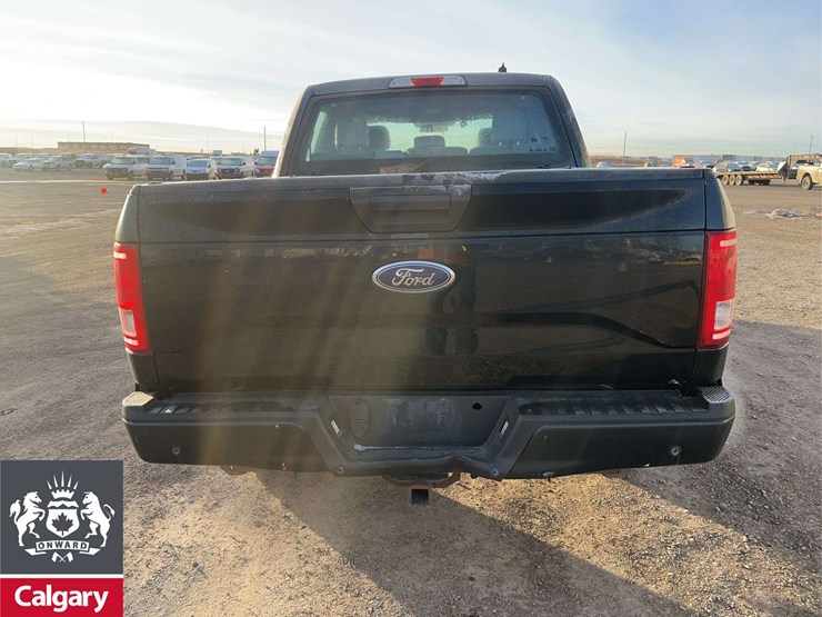 2016-ford-f150-image-8