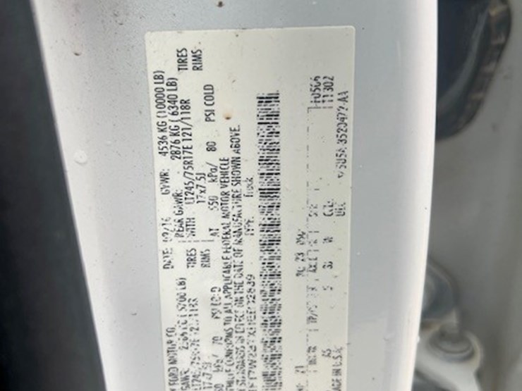 2017-ford-f250-xl-image-16