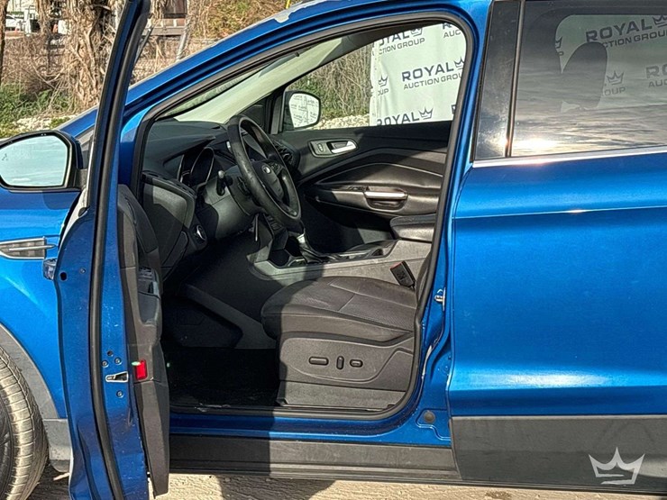 2017-ford-escape-image-12