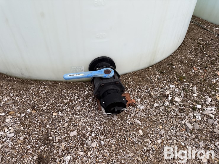 norwesco-2,500-gal-liquid-storage-tank-image-14