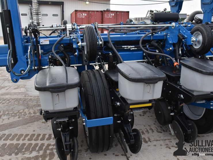 2023-kinze-4905-image-19