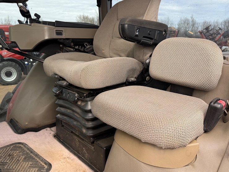 2012-case-ih-magnum-340-image-32