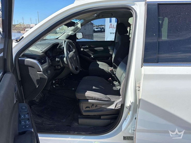 2019-chevrolet-tahoe-image-10