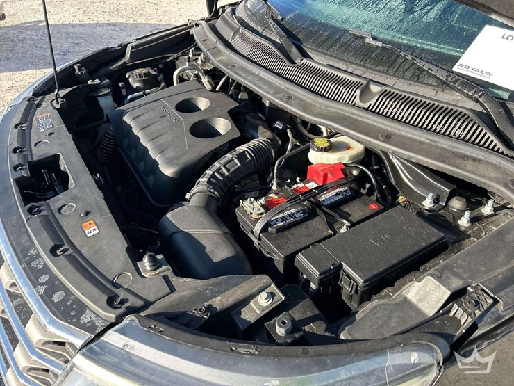 2016-ford-explorer-image-8