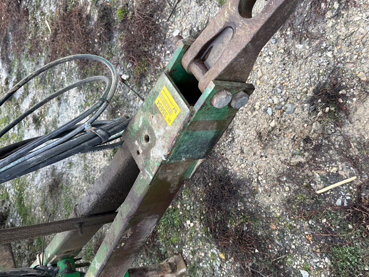 john-deere-630-image-37