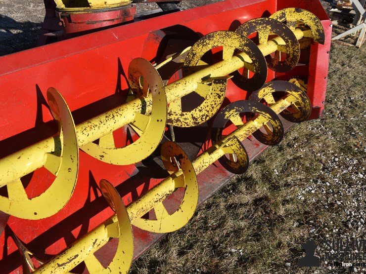 farm-king-960sb-snow-blower-image-11