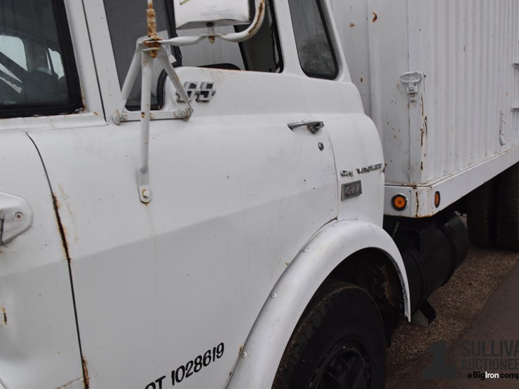 1973-chevrolet-t65-s/a-cabover-grain-truck-image-11