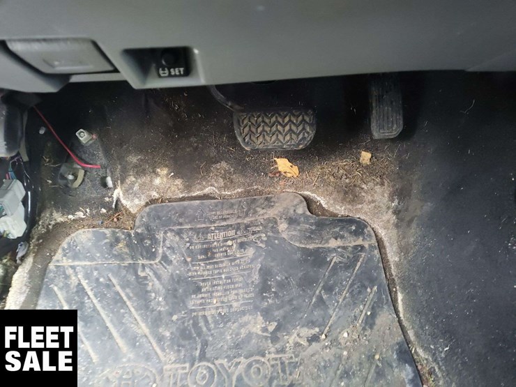 2015-toyota-tacoma-image-20