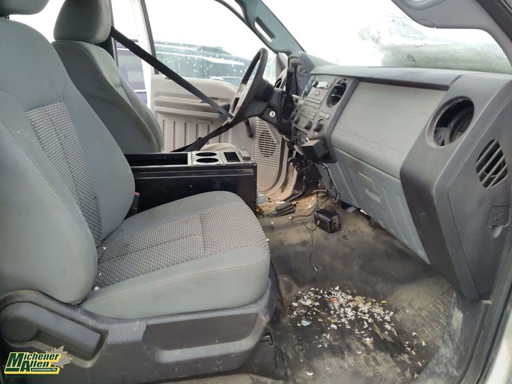 2015-ford-f350-image-15