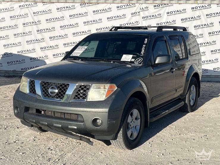 2006-nissan-pathfinder-image-1