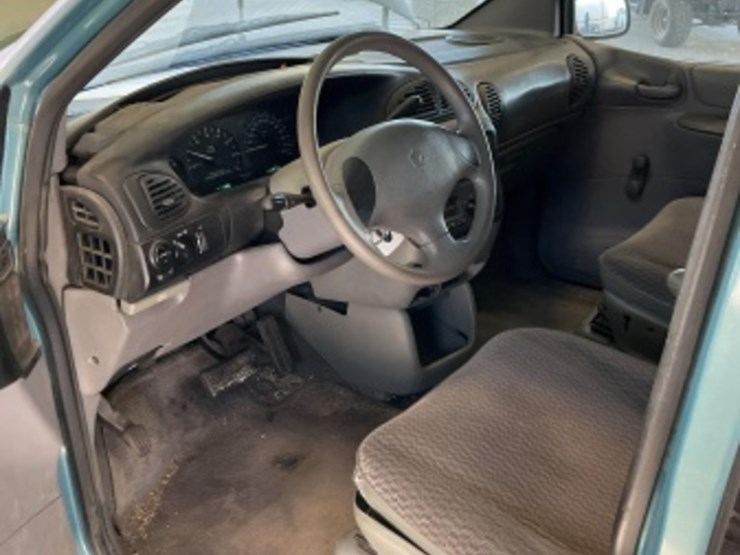 1999-dodge-caravan-image-22