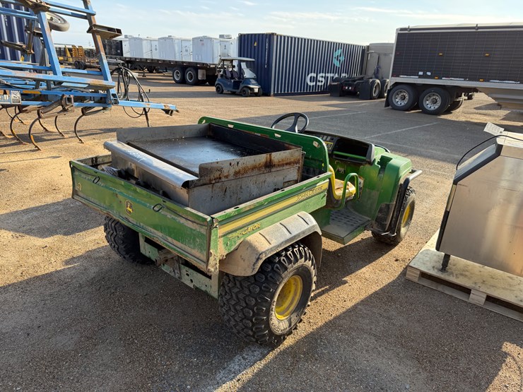 john-deere-gator-image-6